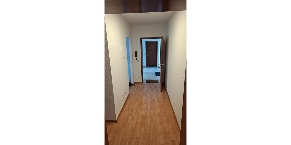 Erdgeschoßwohnung Wiesbaden Schierstein - 2 Zimmer, 65 m&sup2;, 900&euro; | Angebot:26338615