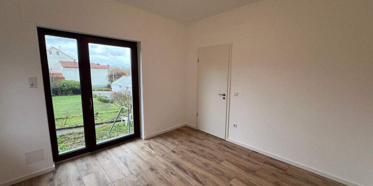 Mehrfamilienhaus, Wohnhaus Wiesbaden Biebrich - 1 Zimmer, 290 m&sup2;, 4.500&euro; | Angebot:25928938