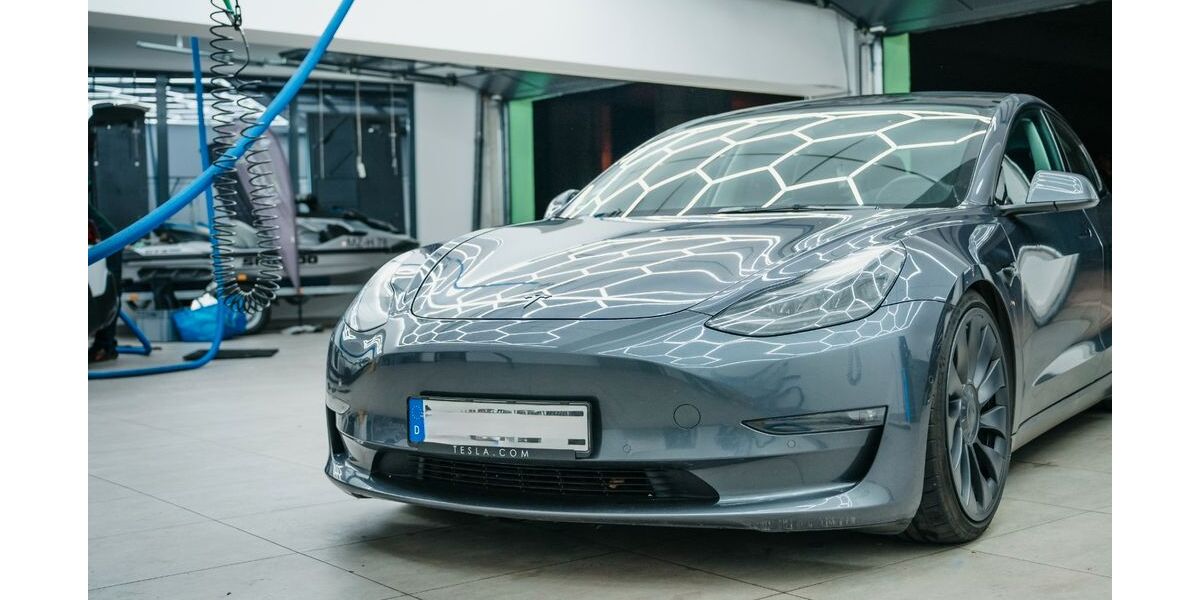 Tesla Model 3 47.500 km 32.500 &euro; Wiesbaden 65205