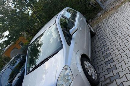 Opel Zafira 217.000 km 1.500 &euro; Mörfelden-Walldorf 64546