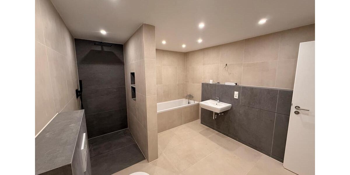 Exklusive Neubau-Wohnung 6 zimmer