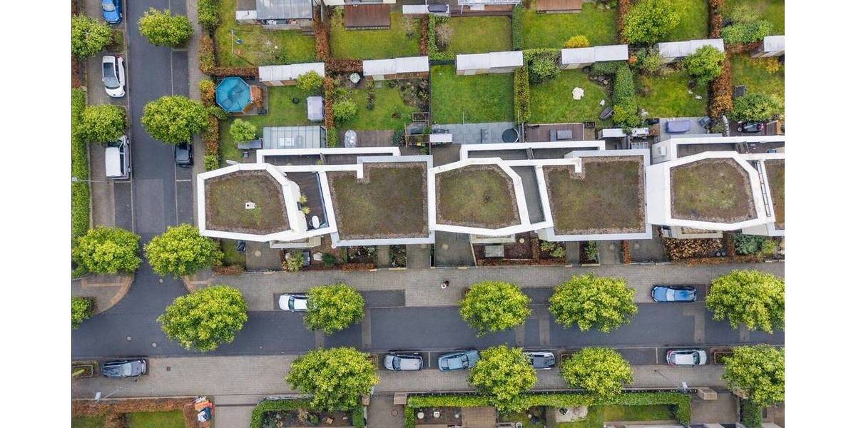 Reihenmittelhaus Frankfurt am Main Kalbach-Riedberg - 6 Zimmer, 170 m&sup2;, 1.099.000&euro; | Angebot:26703616