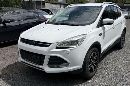 Ford Kuga 159.000 km 5.999 &euro; Wiesbaden 65197