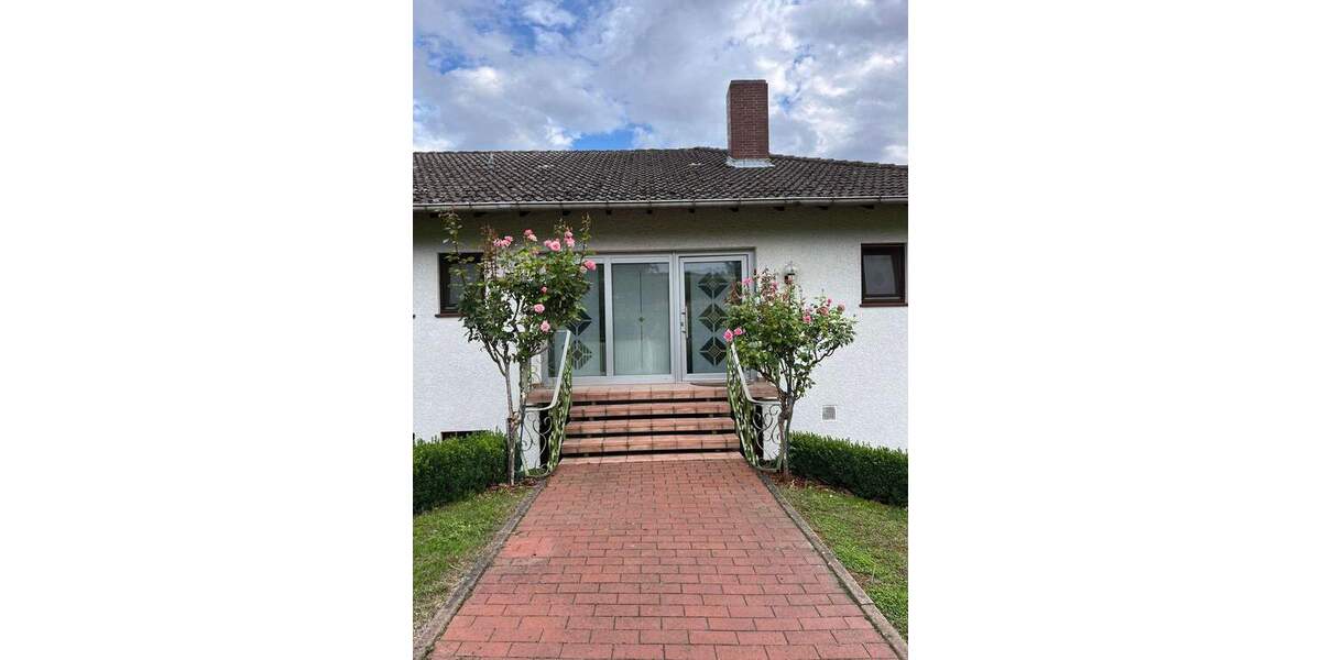 Etagenwohnung Stadecken-Elsheim Elsheim - 5 Zimmer, 160 m&sup2;, 1.400&euro; | Angebot:25302557