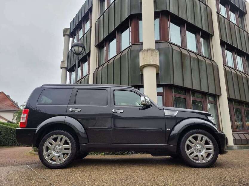 Dodge Nitro 154.000 km 10.900 € Groß Gerau 64521
