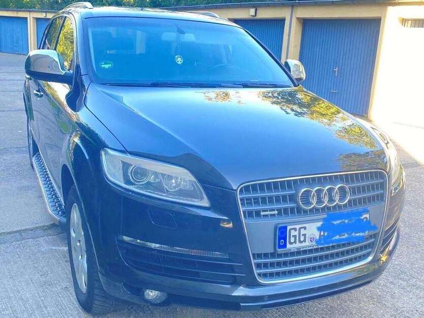 Q7