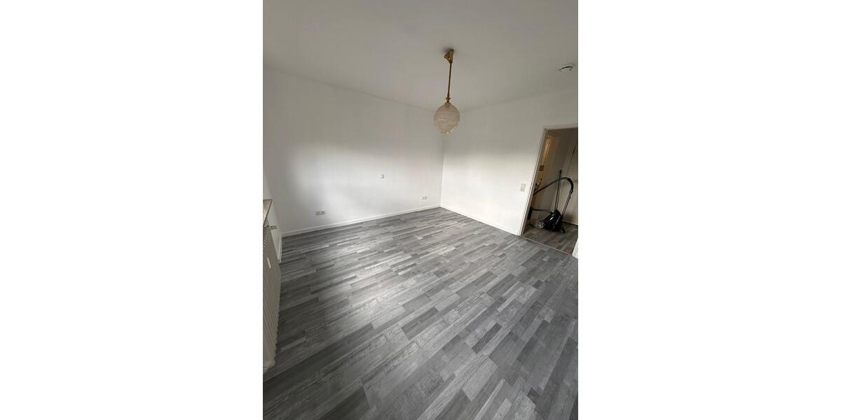 Etagenwohnung Idstein - 1 Zimmer, 60 m&sup2;, 900&euro; | Angebot:26396317