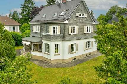 Haus Wiesbaden Biebrich - 10 Zimmer, 262 m&sup2;, 1.290.000&euro; | Angebot:26459160