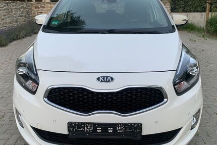 Kia Carens 148.000 km 8.999 &euro; Mainz-Kastel 55252