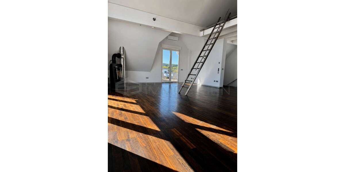 Etagenwohnung Taunusstein - 2 Zimmer, 94 m&sup2;, 1.350&euro; | Angebot:26379744