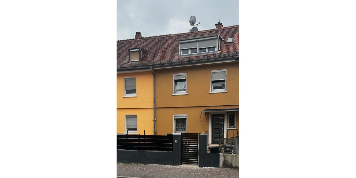 Reihenhaus Frankfurt am Main Rödelheim - 6 Zimmer, 126 m&sup2;, 800.000&euro; | Angebot:27295707