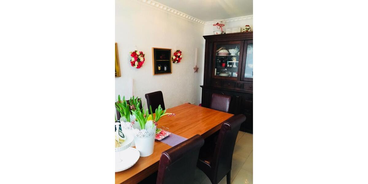 Einfamilienhaus Mainz Mombach - 8 Zimmer, 180 m&sup2;, 750.000&euro; | Angebot:27181980