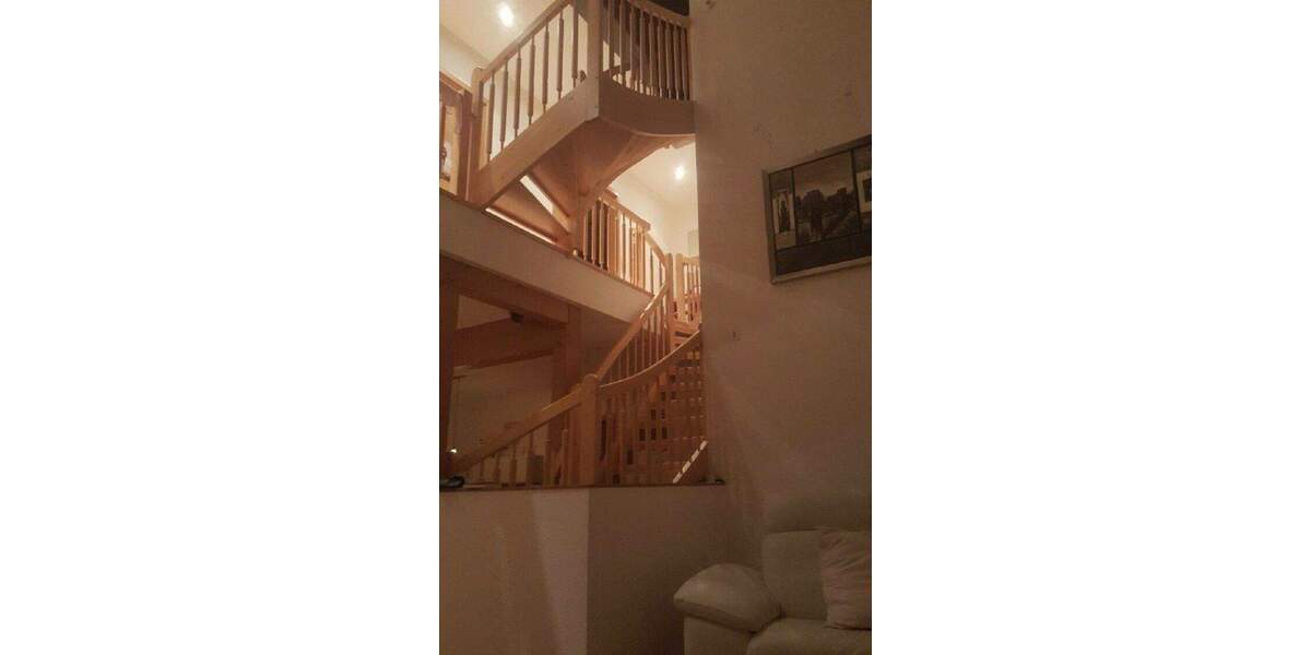 Einfamilienhaus Idstein - 8 Zimmer, 266 m&sup2;, 990.000&euro; | Angebot:25657464