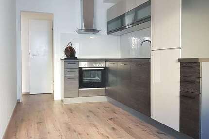 Wohnung zum Mieten in Wiesbaden 1.200 € 91 m² 3 zimmer