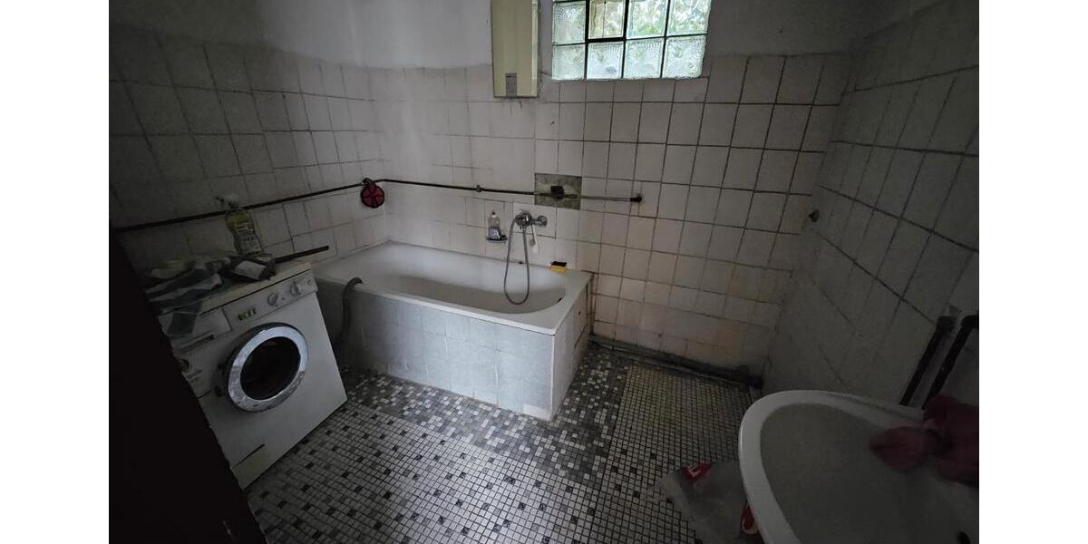 Einfamilienhaus Bingen am Rhein - 18 Zimmer, 200 m&sup2;, 269.000&euro; | Angebot:26255653