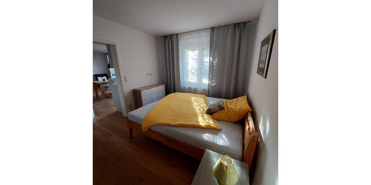 Erdgeschoßwohnung Frankfurt am Main Niederrad - 2 Zimmer, 60 m&sup2;, 1.375&euro; | Angebot:26581595