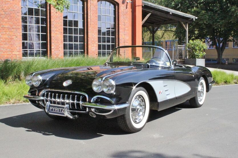 Corvette C1 25.000 km 92.900 € Frankfurt 60386