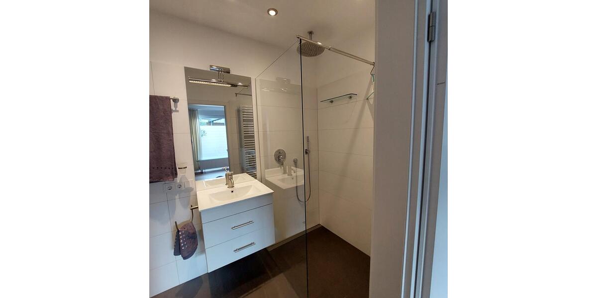 Erdgeschoßwohnung Frankfurt am Main Niederrad - 2 Zimmer, 60 m&sup2;, 1.375&euro; | Angebot:26581595