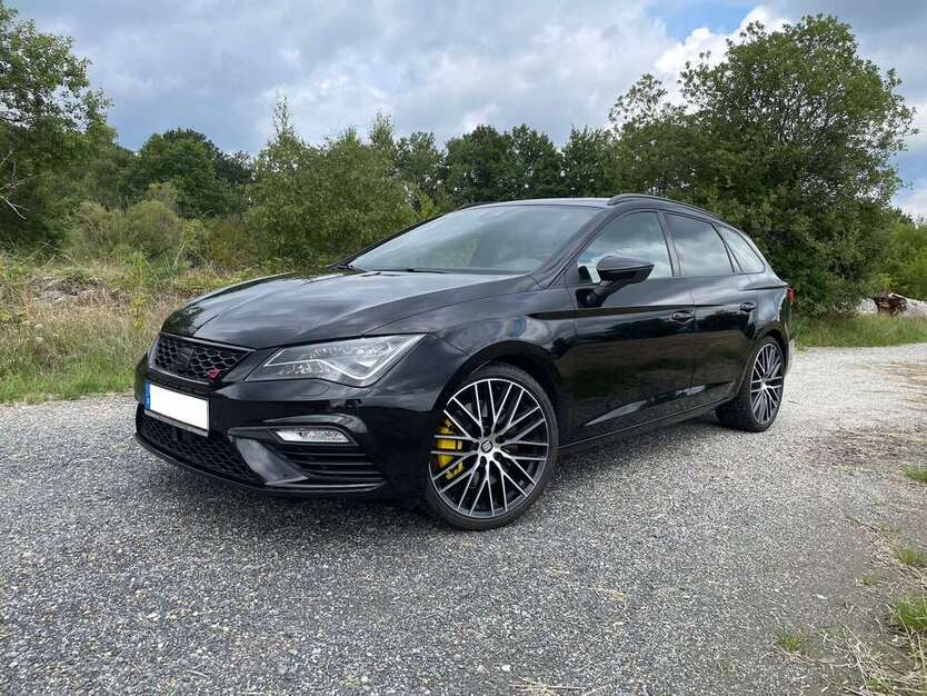 Seat Leon 123.000 km 18.250 € Wiesbaden 65207
