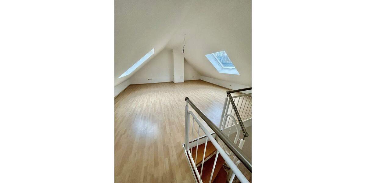 helle großzügige Doppelhaushälfte in Ortsrandlage von Oberseelbach *von privat* 5 zimmer