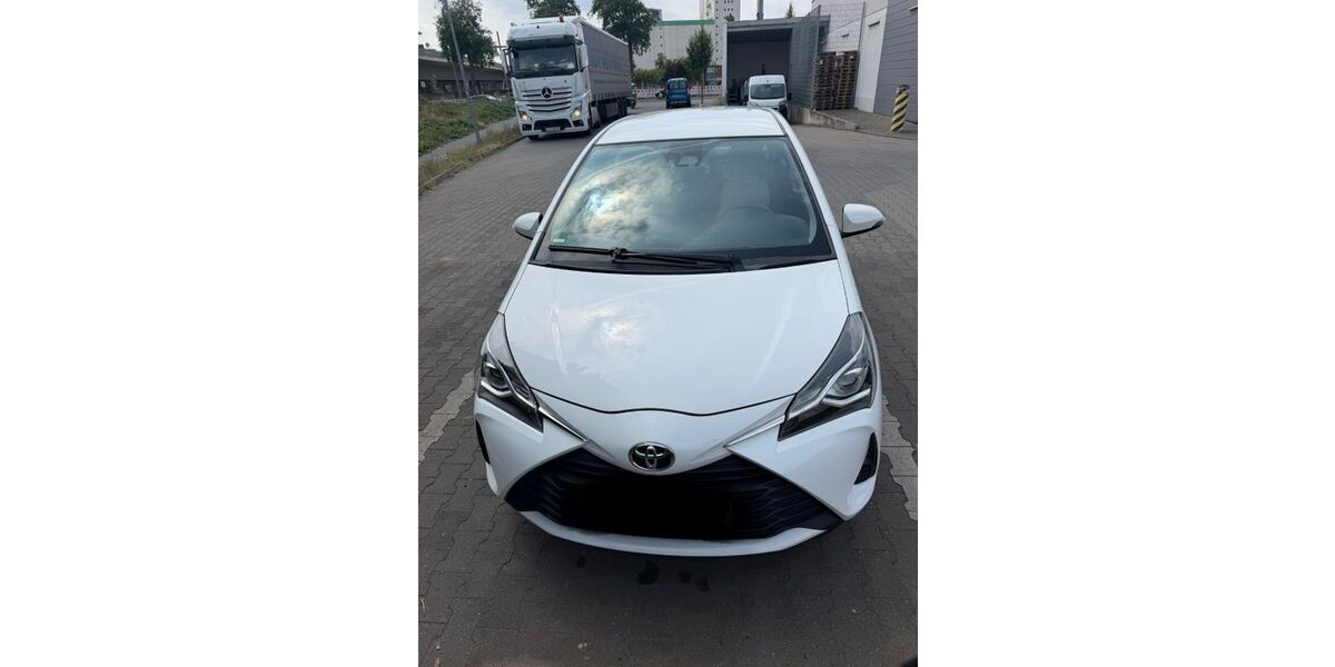 Toyota Yaris 108.000 km 8.700 &euro; Walluf 65396