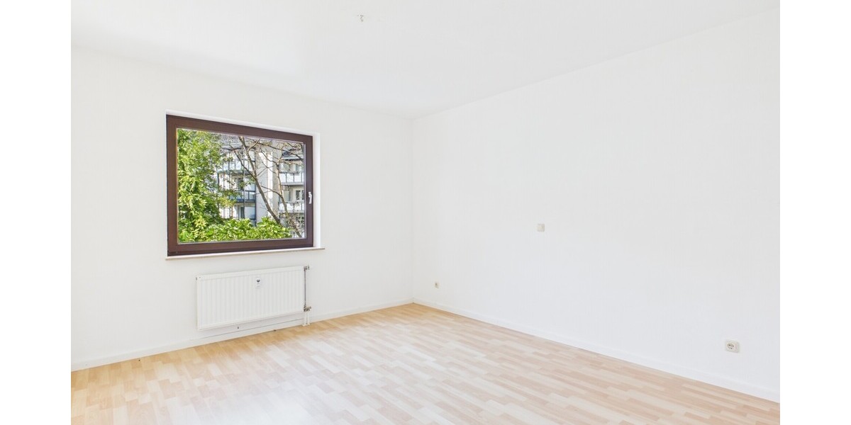 Stilvolle 3-Zimmer-Eigentumswohnung in attraktiver Lage von Wiesbaden mit Loggia und TG-Stellplatz - Etagenwohnung Wiesbaden Biebrich | Angebot:27248934