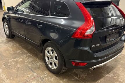 Volvo XC60 249.300 km 9.980 &euro; Mainz 55129
