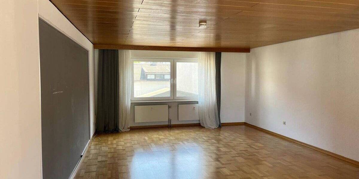 Mehrfamilienhaus, Wohnhaus Wiesbaden Mainz-Kostheim - 7 Zimmer, 232 m&sup2;, 640.000&euro; | Angebot:26866657