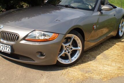 BMW Z4 198.000 km 12.500 &euro; Rüsselsheim am Main 65428