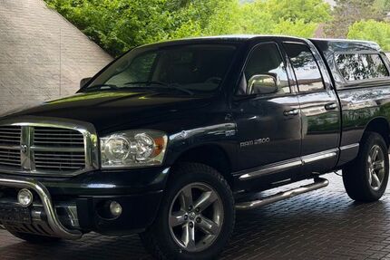 Dodge RAM 190.000 km 15.200 &euro; Königstein 61462