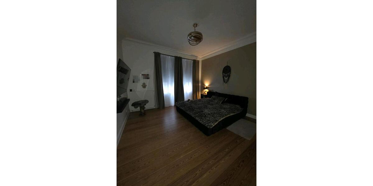 Etagenwohnung Wiesbaden Nordost - 6 Zimmer, 151 m&sup2;, 1.950&euro; | Angebot:25365796