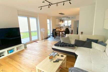 Haus Taunusstein - 6 Zimmer, 182 m&sup2;, 820.000&euro; | Angebot:25281234