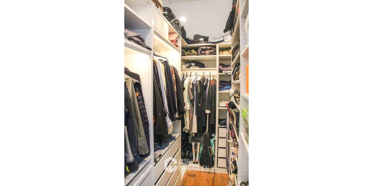 Wohnen & Arbeiten in Mainz-Hechtsheim: Moderne Wohn- und Gewerbeimmobilie mit Dachterrassen & Aufzug zimmer