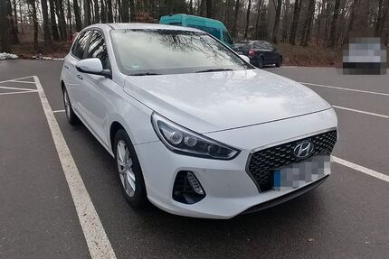 Hyundai i30 152.000 km 11.400 &euro; Mainz 55120