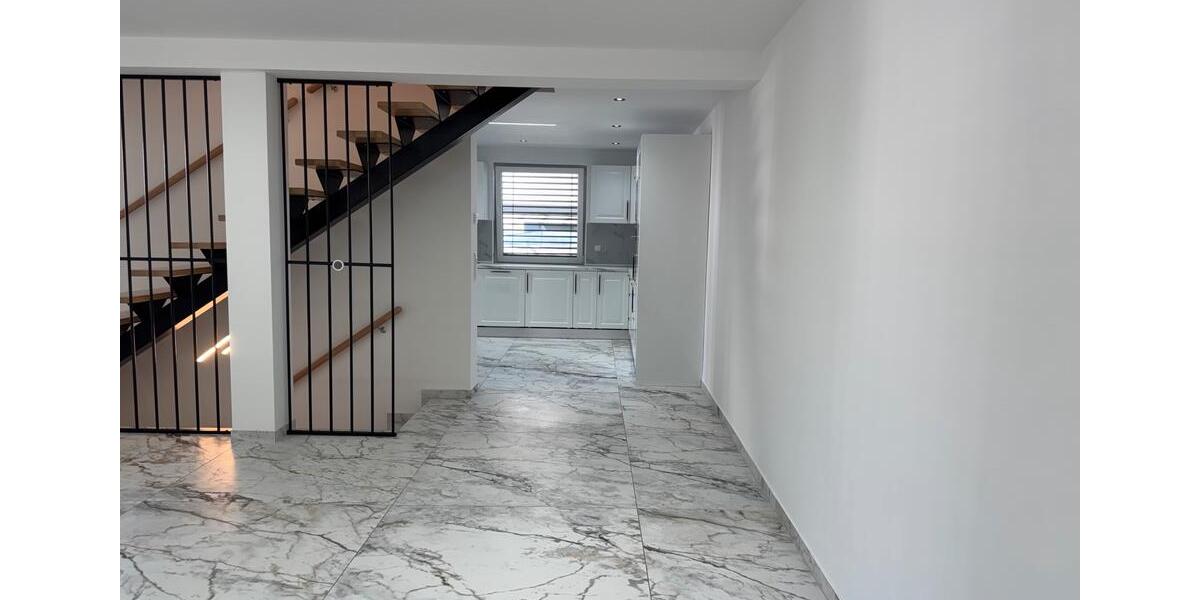 Doppelhaushälfte Wiesbaden Mainz-Amöneburg - 3 Zimmer, 140 m&sup2;, 3.000&euro; | Angebot:26698566