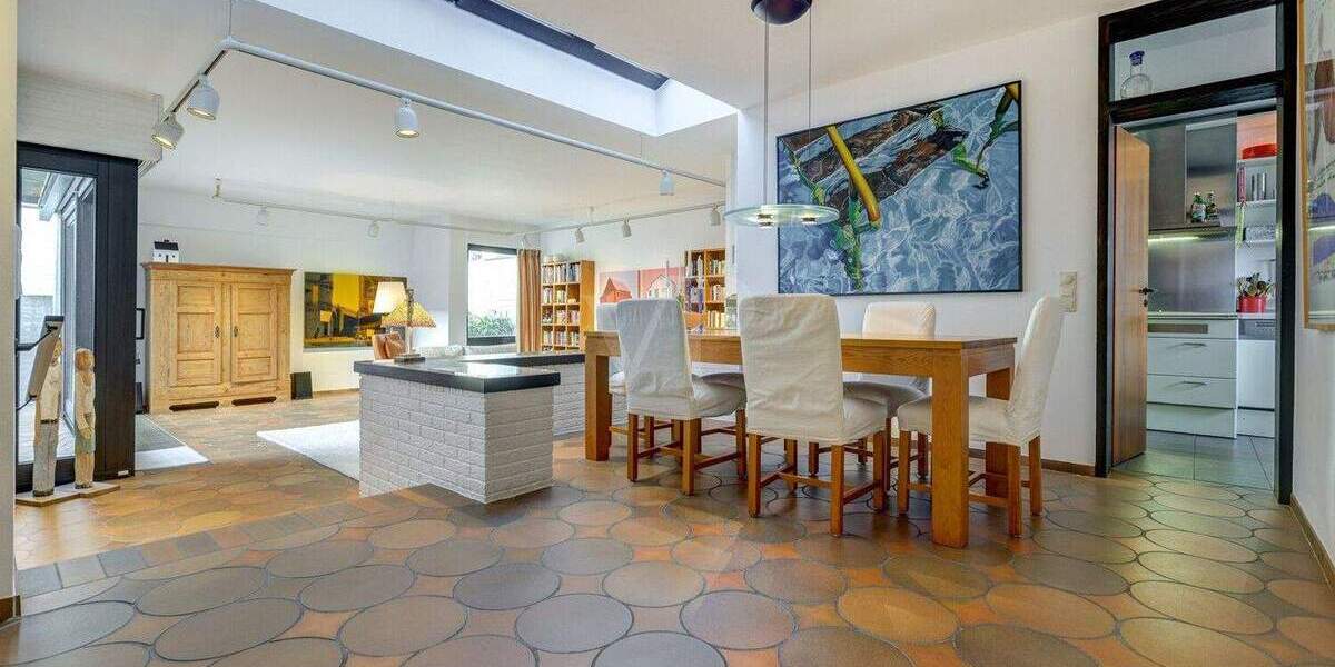 Einfamilienhaus Bad Soden am Taunus Neuenhain - 9 Zimmer, 196 m&sup2;, 975.000&euro; | Angebot:24725972