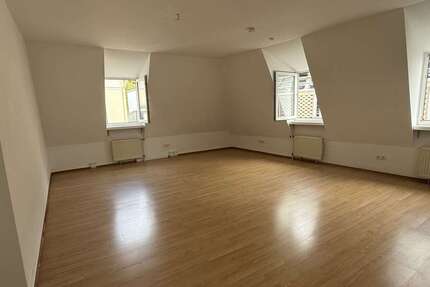 Wohnung Wiesbaden - 1 Zimmer, 34 m&sup2;, 680&euro; | Angebot:27323717