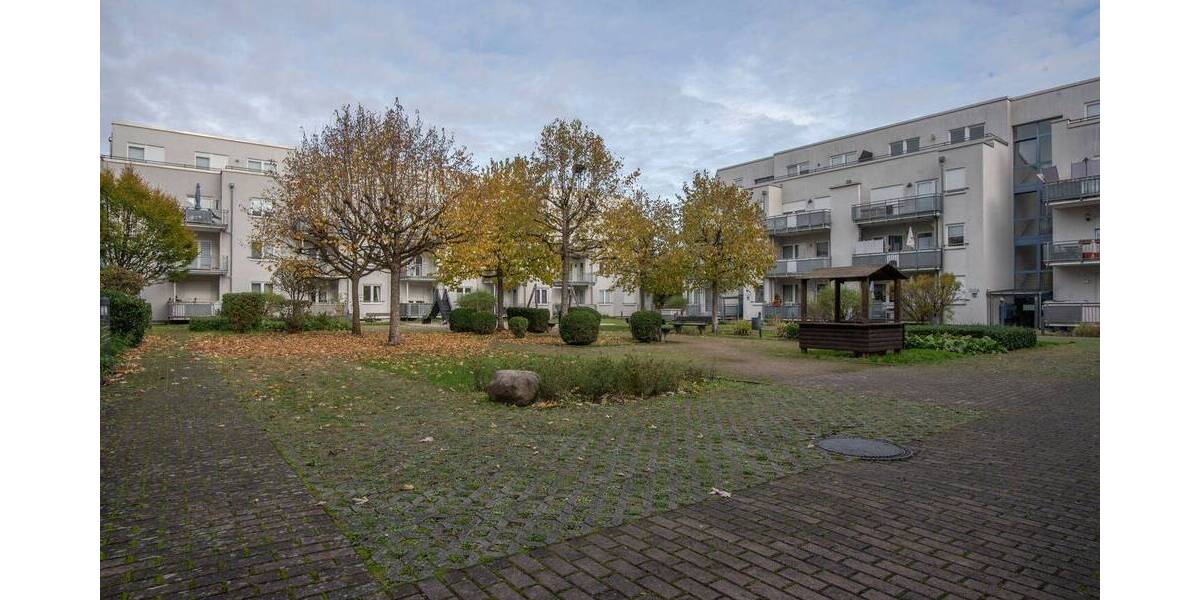 Etagenwohnung Wiesbaden Südost - 2 Zimmer, 81 m&sup2;, 245.000&euro; | Angebot:26160158