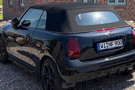 Mini Cooper Cabrio 2.057 km 31.800 &euro; Wiesbaden 65187