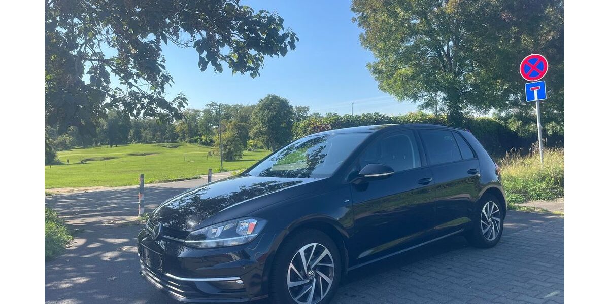 VW Golf 92.678 km 12.500 € Budenheim 55257