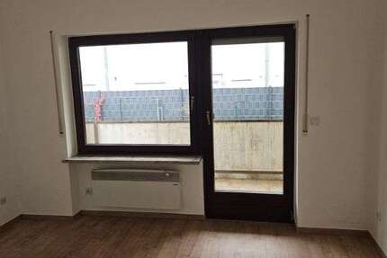 Wohnung zum Mieten in Rüsselsheim 375 € 22.35 m² 1 zimmer