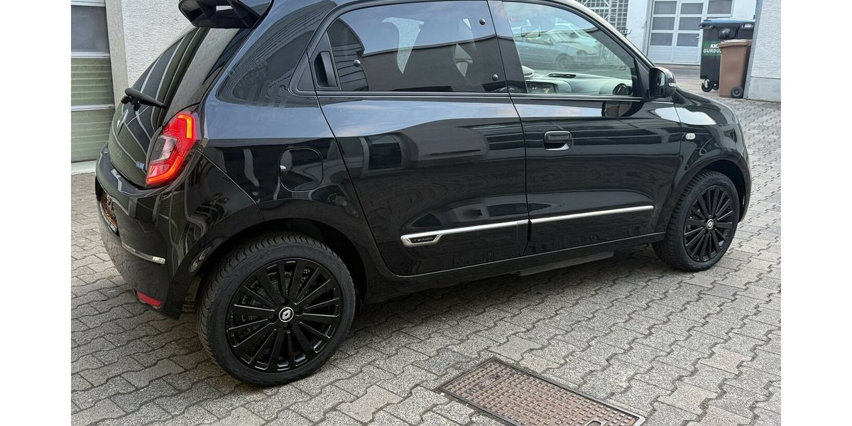 Renault Twingo Urban Night+ Insp.TÜV+ NEU+10350.- NETTO 24.156 km 12.330 &euro; Schwalbach/Taunus 65824