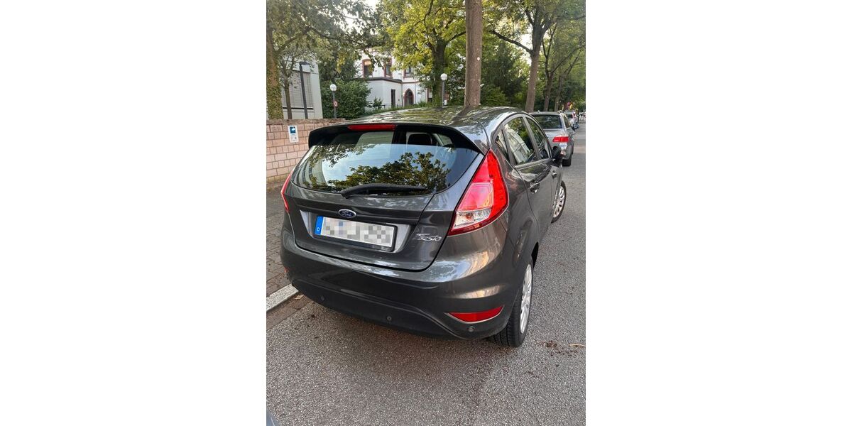 Ford Fiesta 71.000 km 6.900 &euro; Wiesbaden 65185