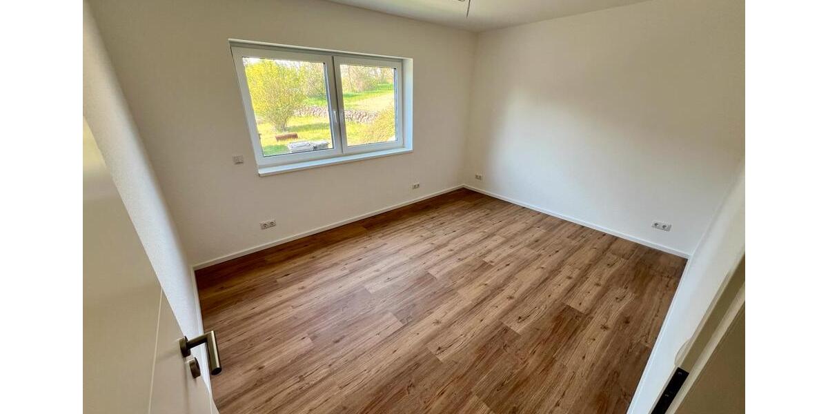 Erdgeschoßwohnung Wiesbaden Bierstadt - 2 Zimmer, 65 m&sup2;, 1.200&euro; | Angebot:26248567