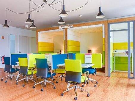 Modernes Premiumbüro in schönesm Businesscenter zimmer