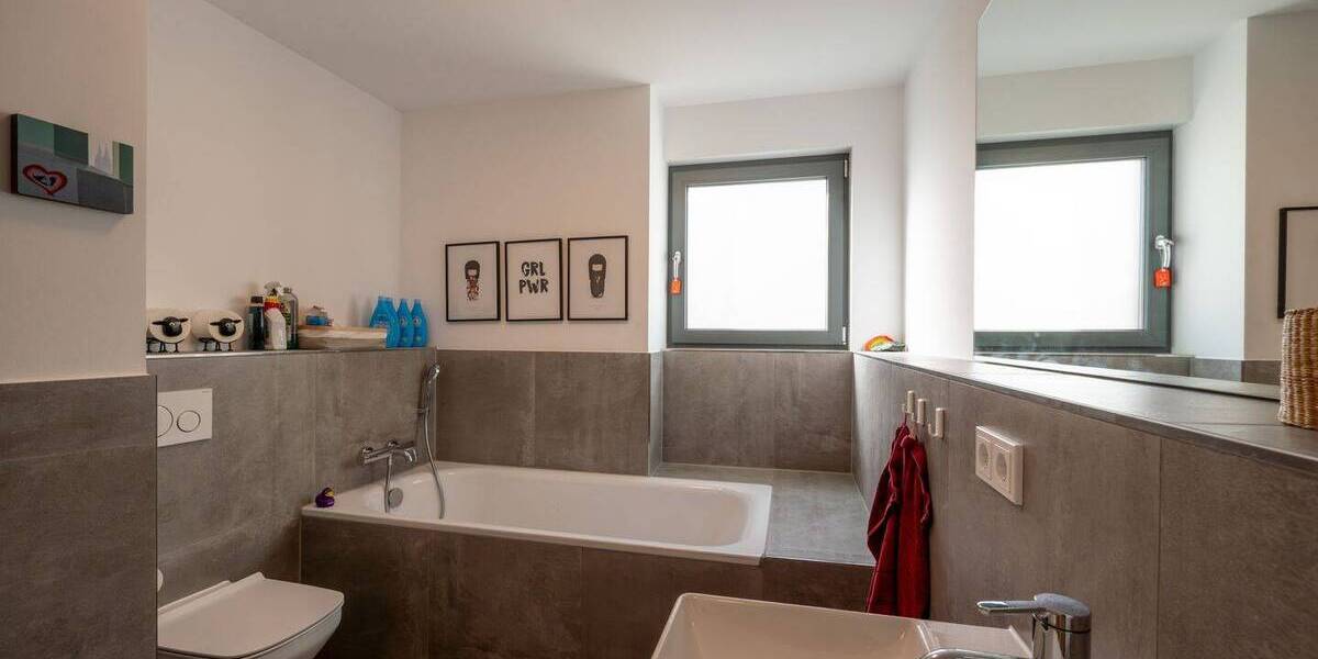 Doppelhaushälfte Frankfurt am Main Kalbach-Riedberg - 7 Zimmer, 179 m&sup2;, 1.390.000&euro; | Angebot:26204642