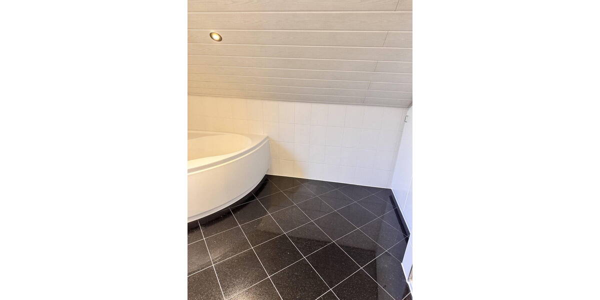 Etagenwohnung Bad Schwalbach Heimbach - 2 Zimmer, 77 m&sup2;, 186.000&euro; | Angebot:26239039