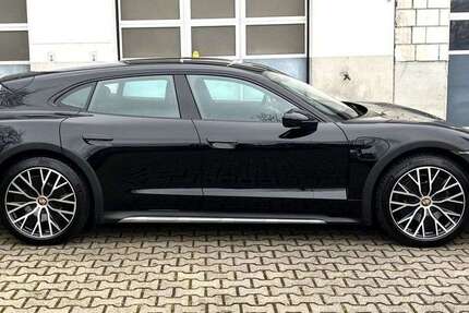 Porsche Taycan 47.300 km 57.888 &euro; Walluf (Wiesbaden) 65396