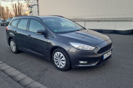 Ford Focus 170.000 km 4.099 &euro; Mainz kastel 55252