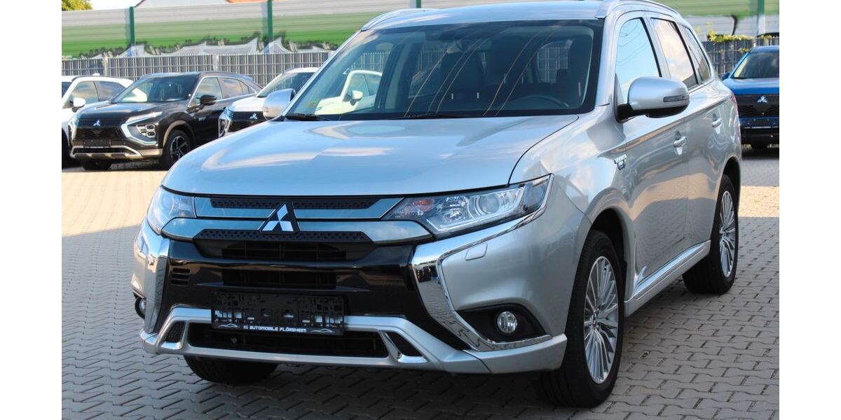 Mitsubishi Outlander 65.500 km 21.490 &euro; Flörsheim 65439